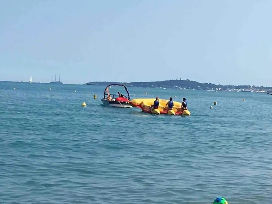 Apartment Le Jardin De La Mer, Plage, Jardin, Parking , Velos Villeneuve-Loubet