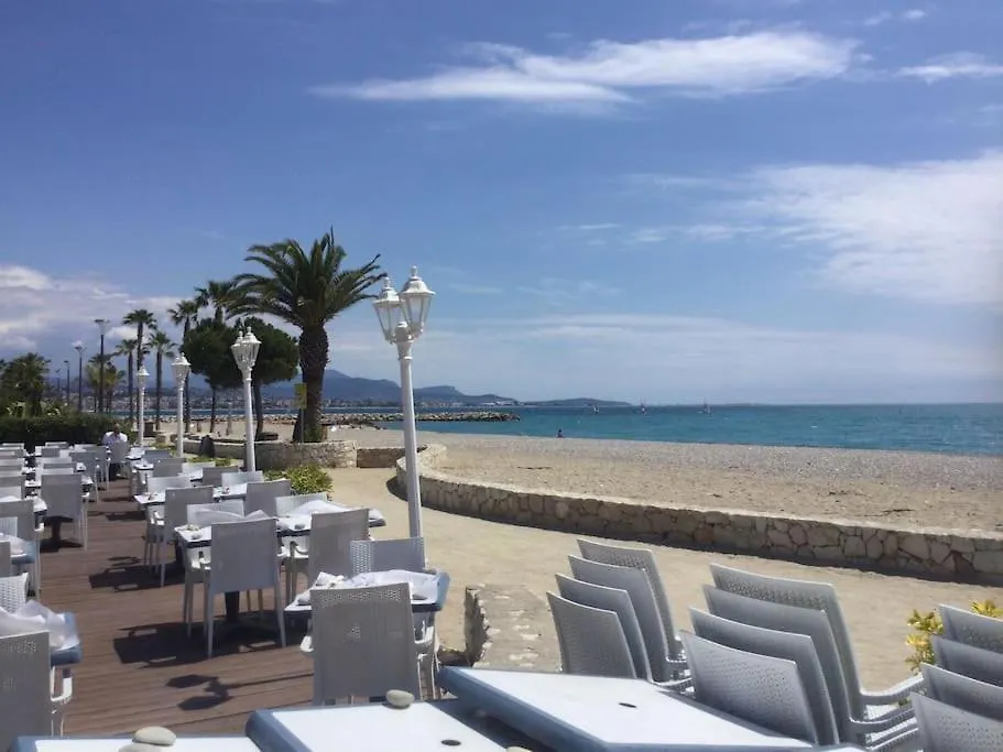 Apartment Le Jardin De La Mer, Plage, Jardin, Parking , Velos Villeneuve-Loubet
