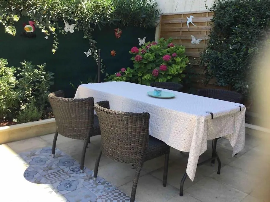 Le Jardin De La Mer, Plage, Jardin, Parking , Velos Villeneuve-Loubet Apartment
