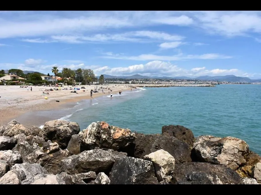 Le Jardin De La Mer, Plage, Jardin, Parking , Velos Villeneuve-Loubet Apartment